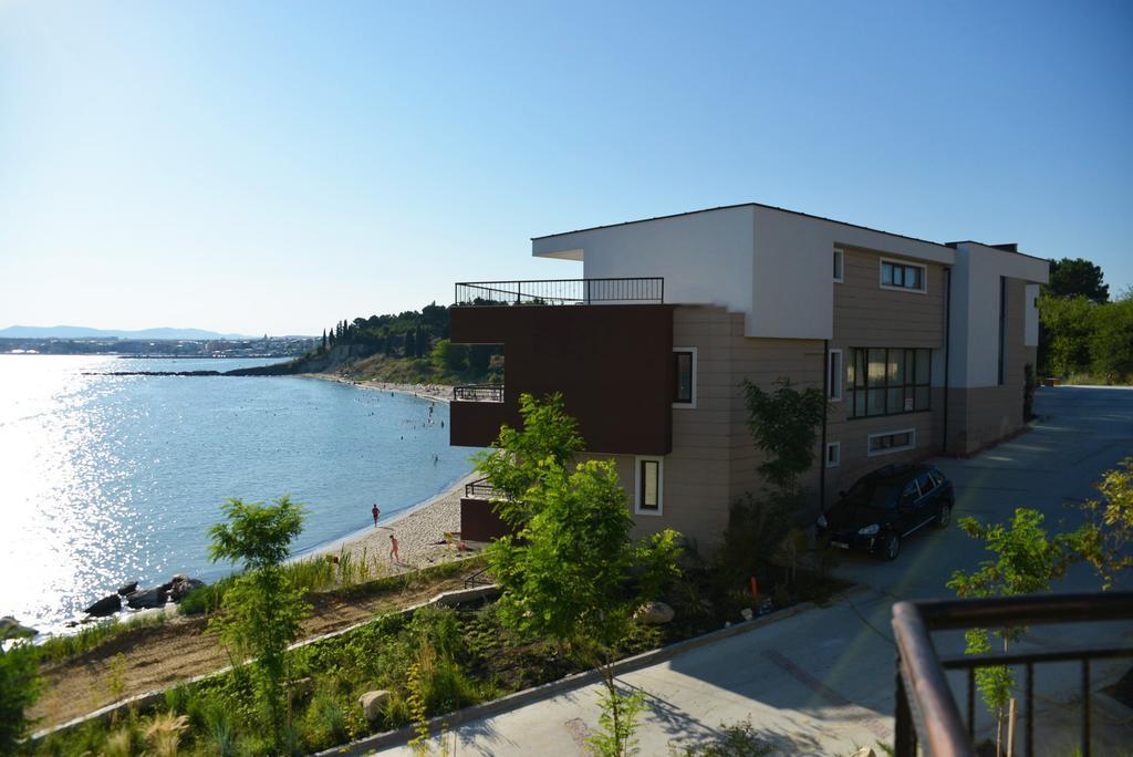 Akrotiriya Apartments Suite Nesebar Exteriör bild